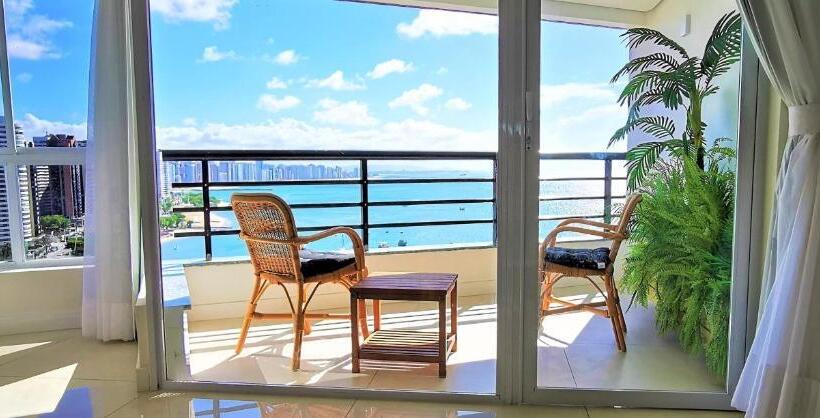 هتل Seaflats Iate Plaza