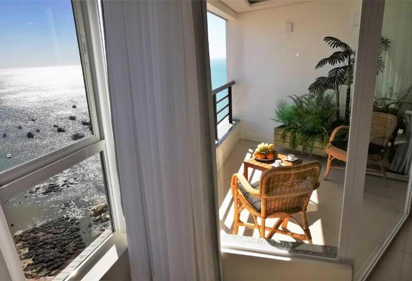 هتل Seaflats Iate Plaza