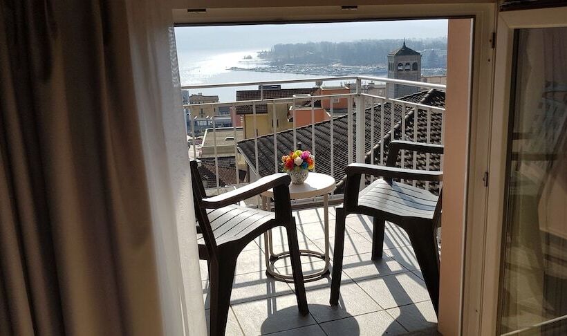 @ Home Hotel Locarno