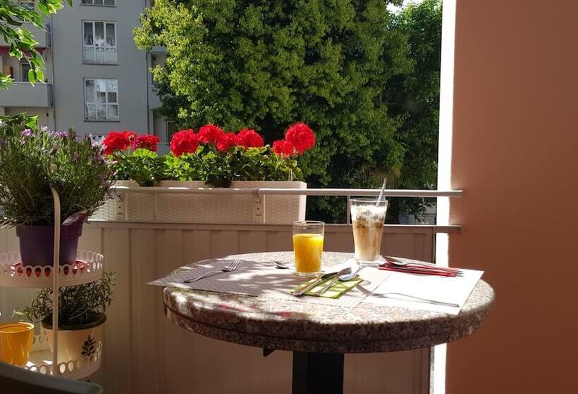 @ Home Hotel Locarno