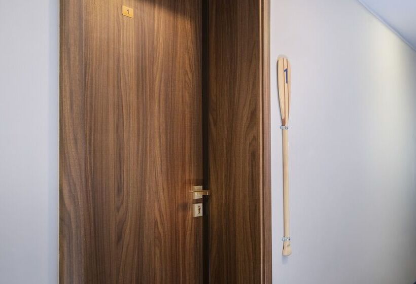 ユースホステル Halo Hel