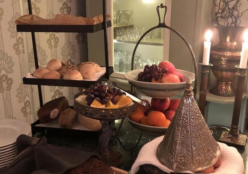 ユースホステル Strandflickornas Havshotell Lysekil