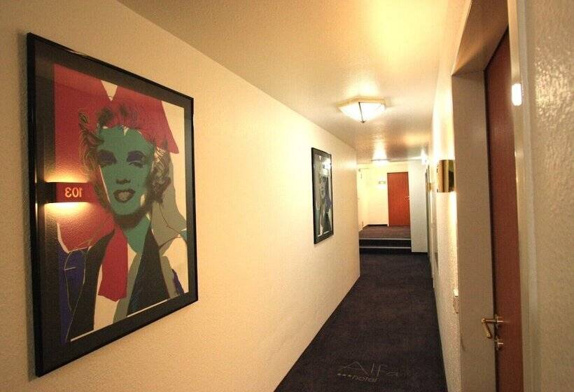 Alfa Hotel   Superior