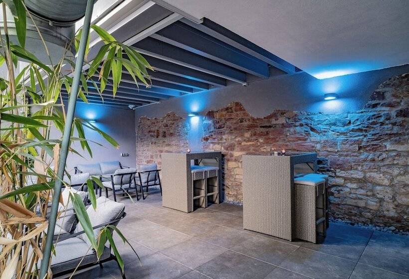 Alfa Hotel   Superior