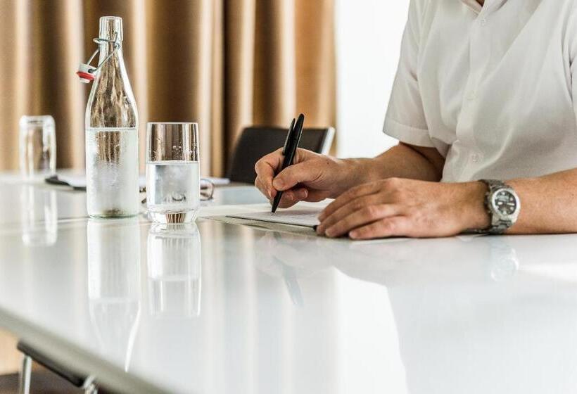 Apart  Welcoming L Urban Feel L Design