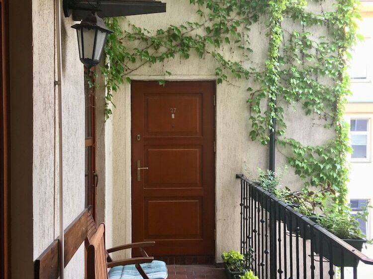 مبيت وإفطار Kolory Guest House