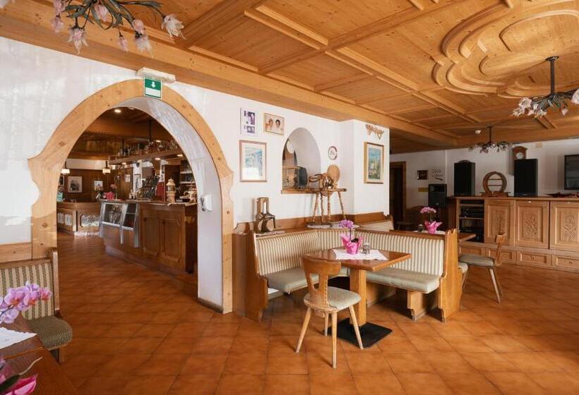 Berg Hotel Latemar Spitze