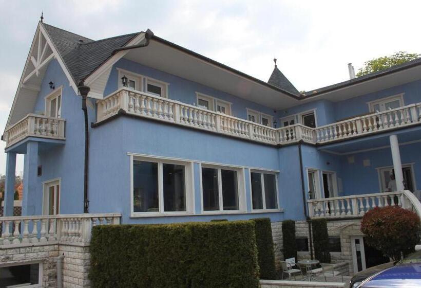 Blue Villa Appartement House