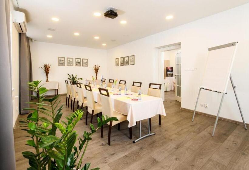 Grand Hotel Trenčin