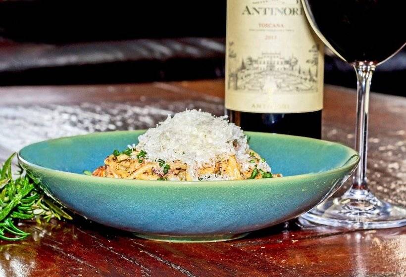 Afrique Boutique Hotel O.r. Tambo