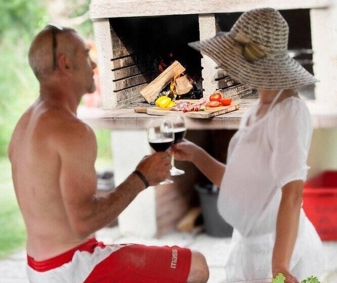 ホテル Agritur La Cort