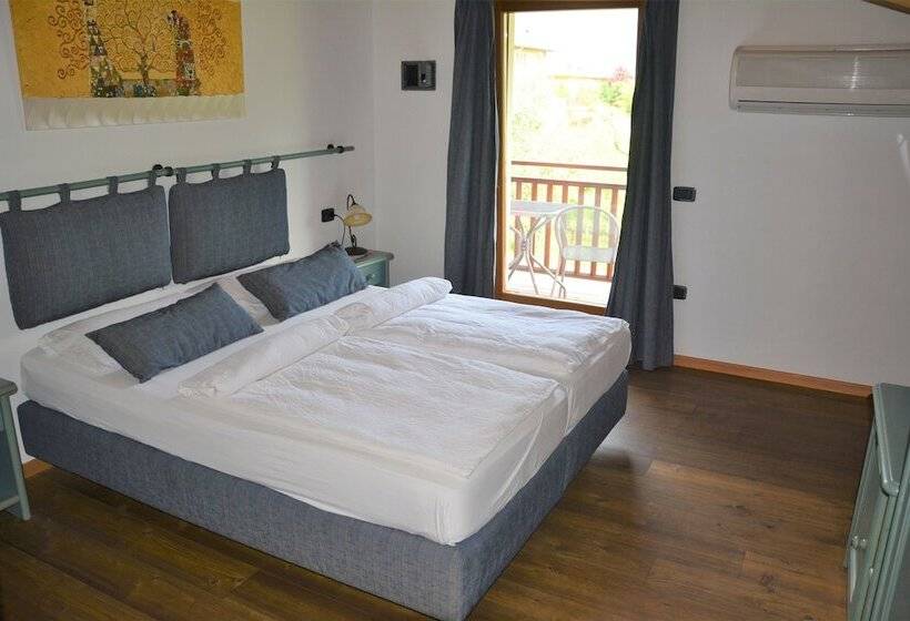 هتل Agritur La Cort