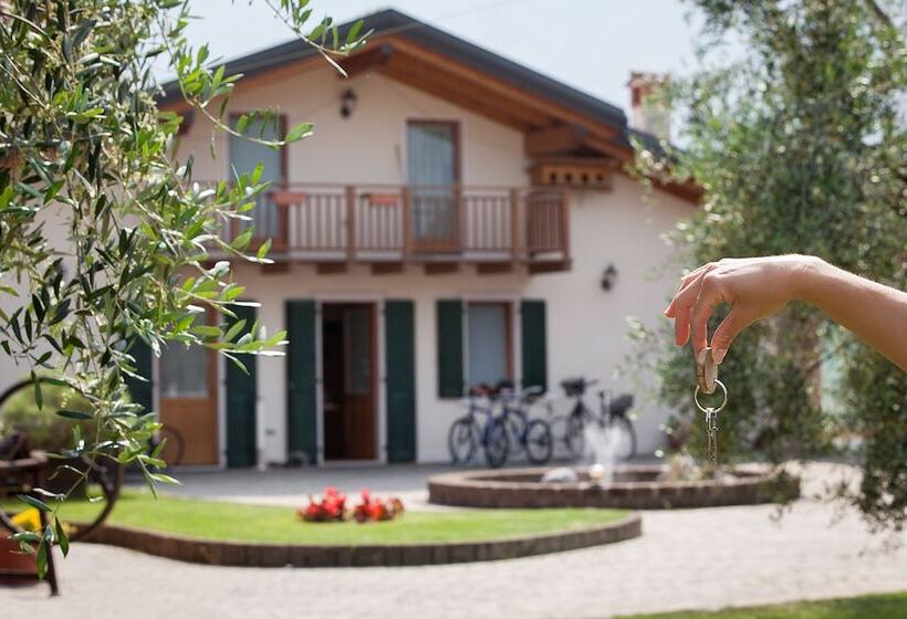 ホテル Agritur La Cort