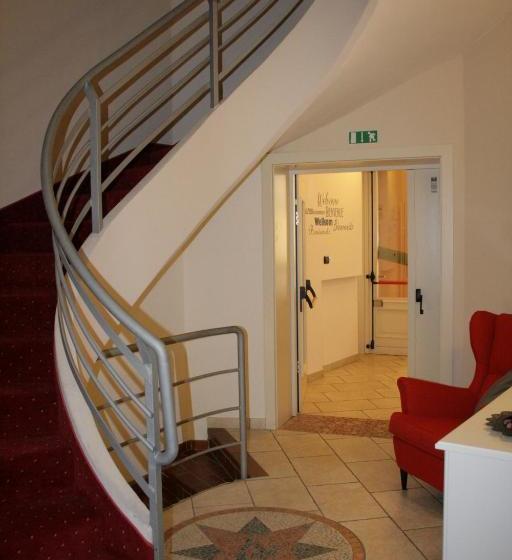 ホテル Alle Porte