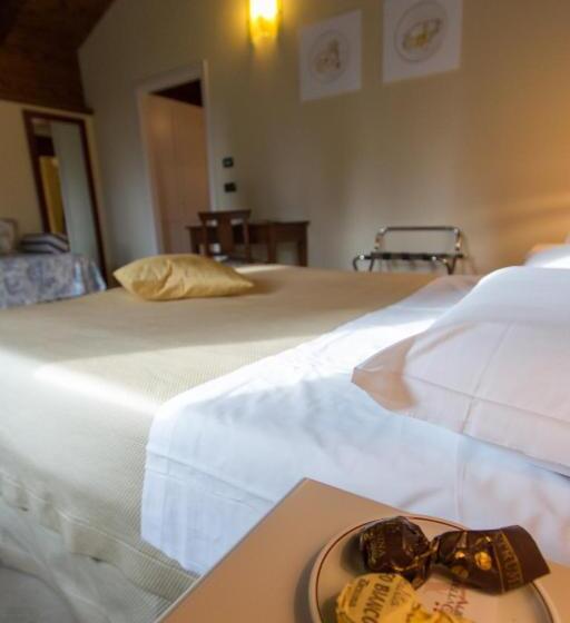 Отель Albergo Della Ceramica