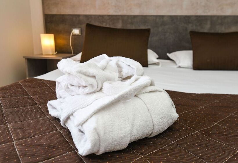 ホテル Albergo Locanda Primavera