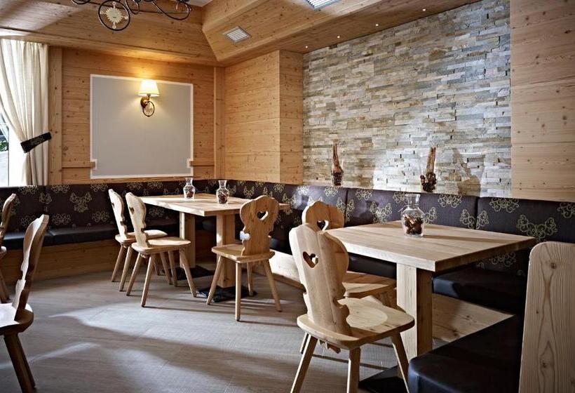 בית מלון כפרי Alpenresort Belvedere