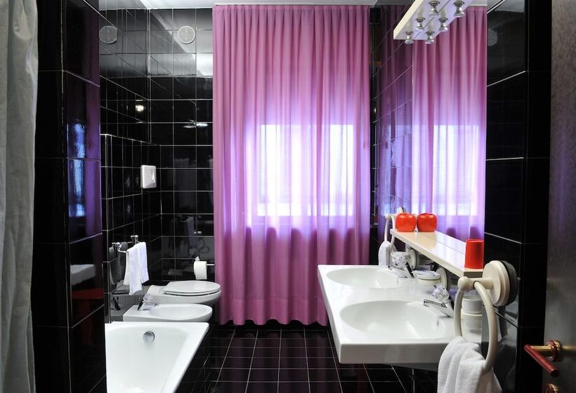 בית מלון כפרי Ariane