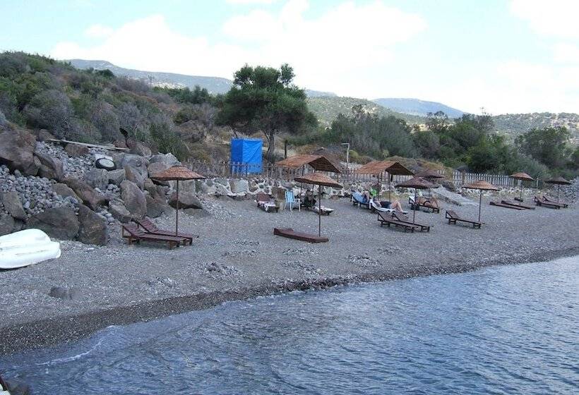 בית מלון כפרי Assos Terrace