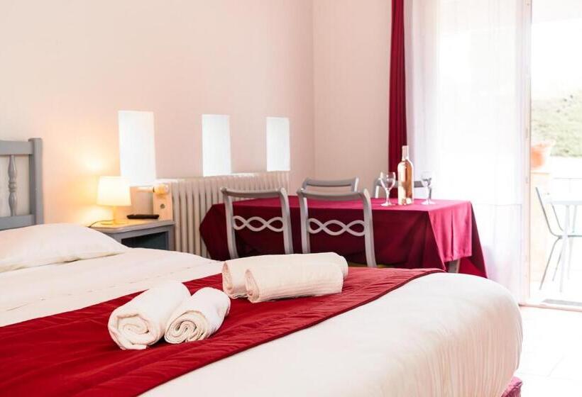 호텔 Au Bien Etre Piscine