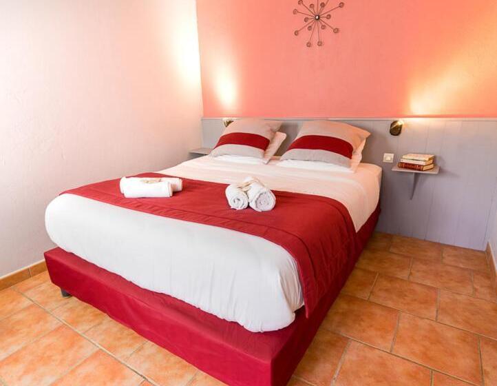 호텔 Au Bien Etre Piscine