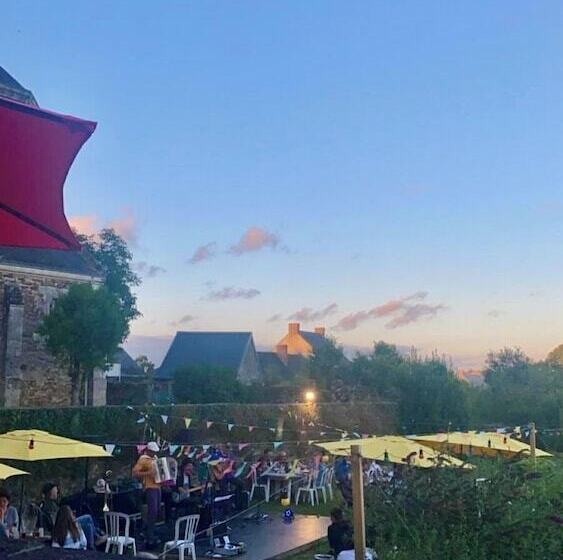 בית מלון כפרי Auberge Le Prieuré Des Gourmands