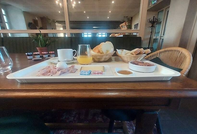 בית מלון כפרי Auberge Le Prieuré Des Gourmands