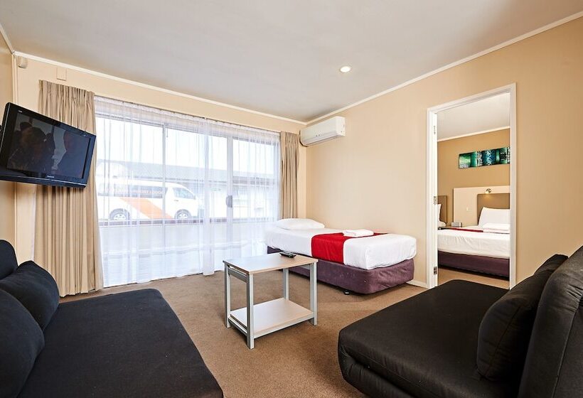 호텔 Auckland Airport Lodge