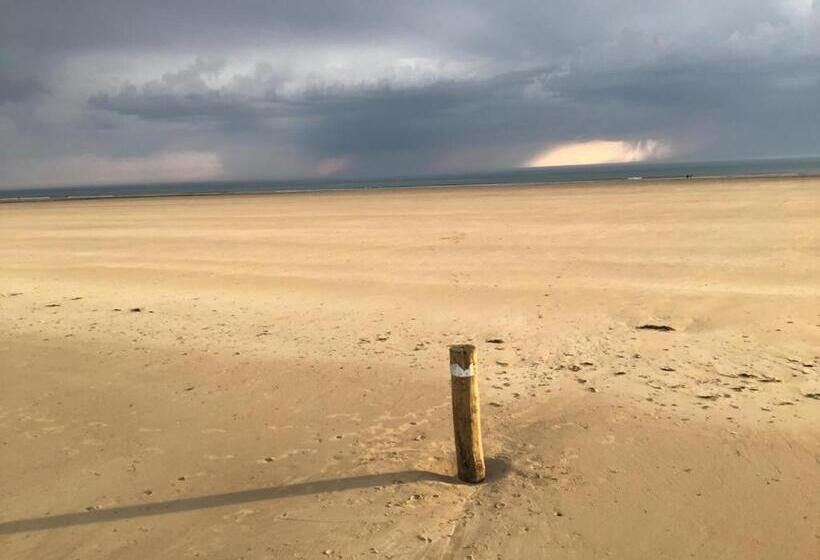 בית מלון כפרי Aux 13 Arches