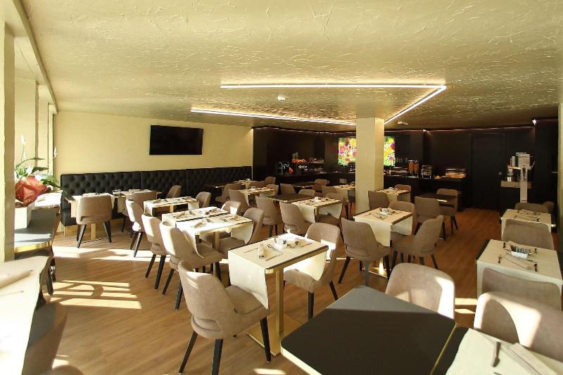 Отель Bell Arrivo By Dori