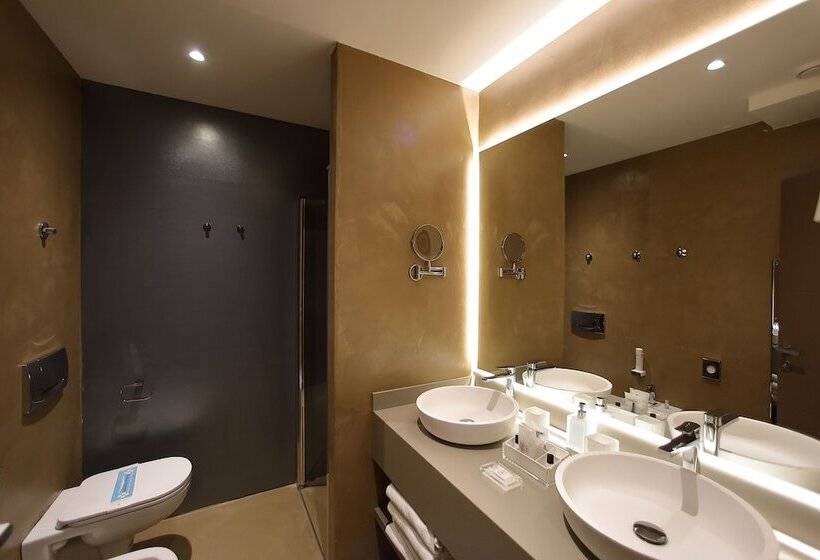 Отель Bell Arrivo By Dori