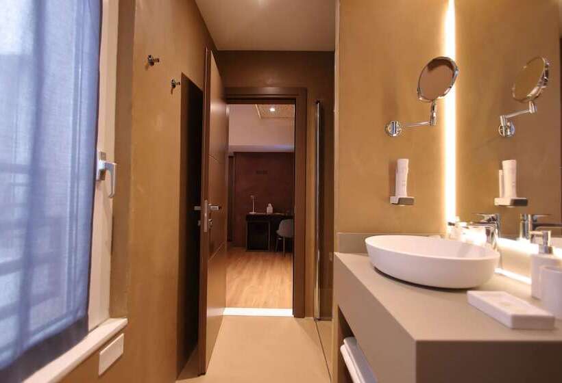 Отель Bell Arrivo By Dori