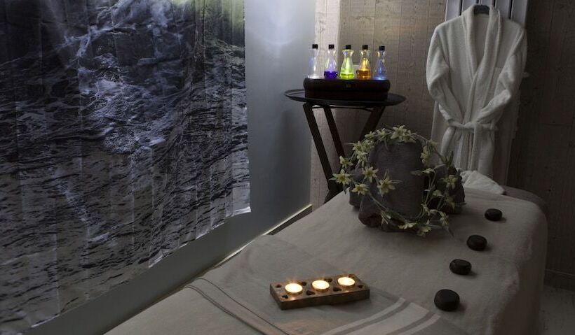 فندق Chalet Hôtel Les Cimes