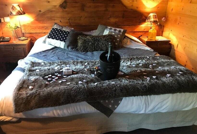 בית מלון כפרי Chalet Hôtel Les Cimes