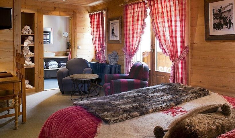 فندق Chalet Hôtel Les Cimes