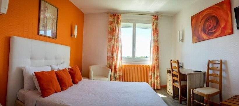 Отель Christina