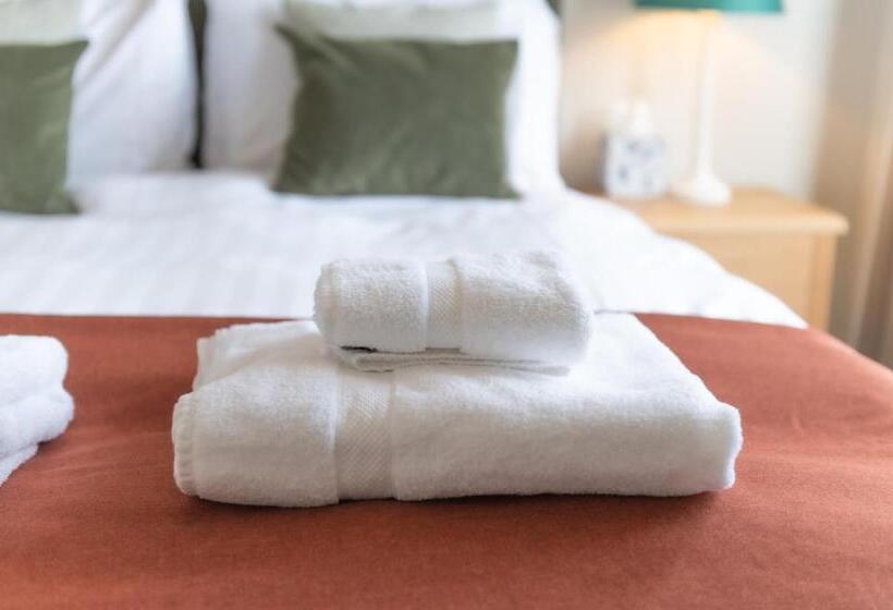 فندق Cliftonville