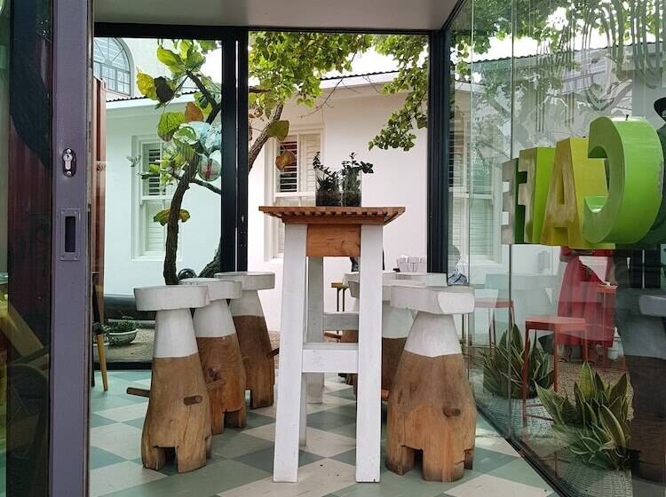 Отель Concierge