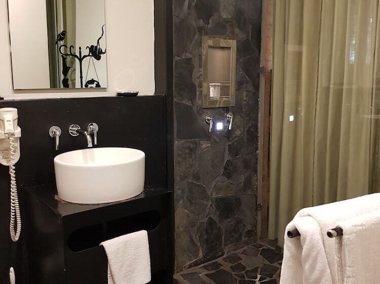 Отель Concierge