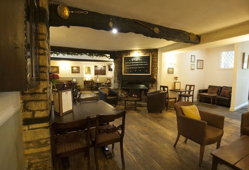 Corinium Hotel & Restaurant