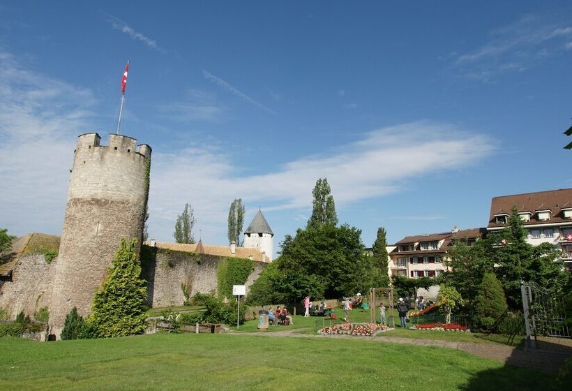 Отель De La Vieille Tour