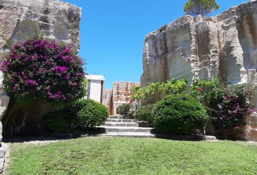 בית מלון כפרי Delle Cave