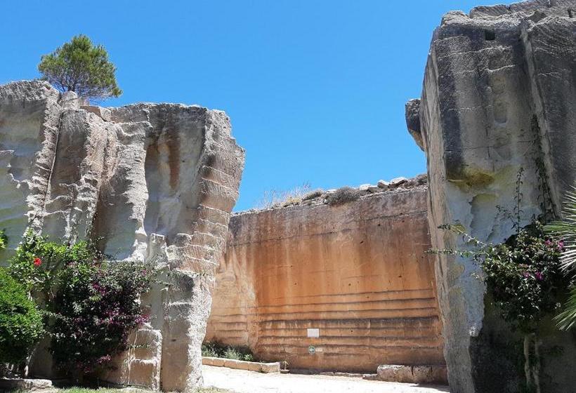 בית מלון כפרי Delle Cave