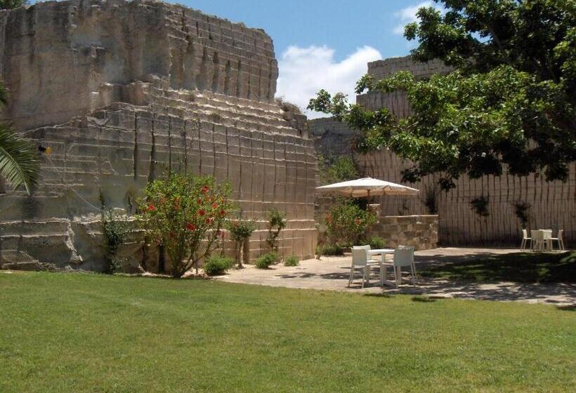 בית מלון כפרי Delle Cave