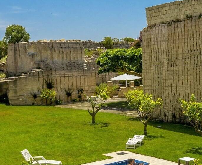 בית מלון כפרי Delle Cave