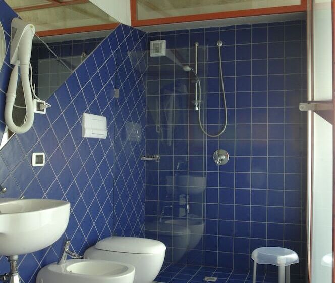 בית מלון כפרי Delle Cave