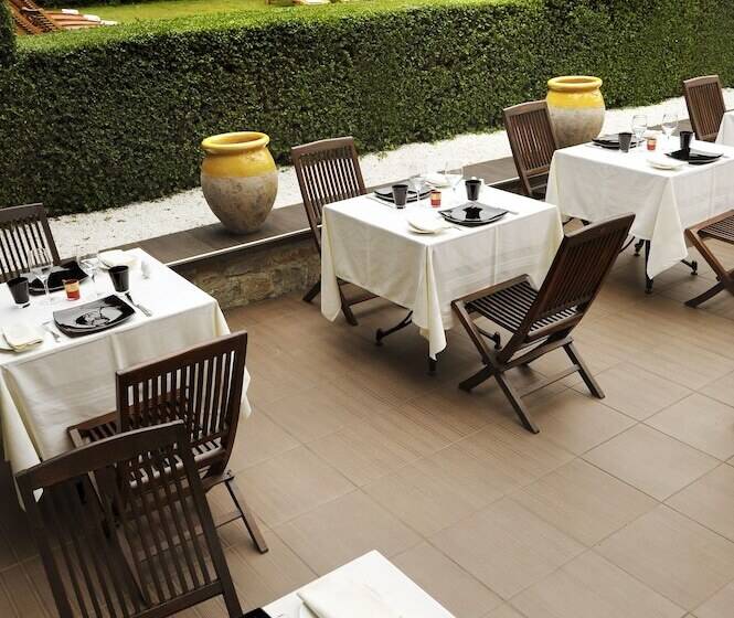 Отель Demeure De Flore