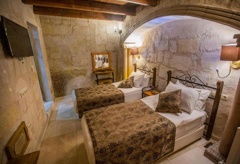 ホテル Divan Cave House