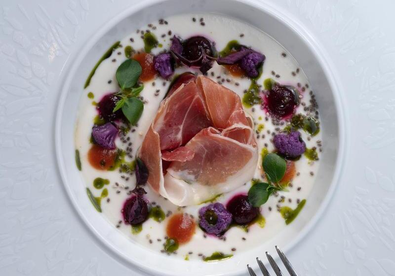 Отель Domaine Et Golf De Vaugouard  La Maison Younan