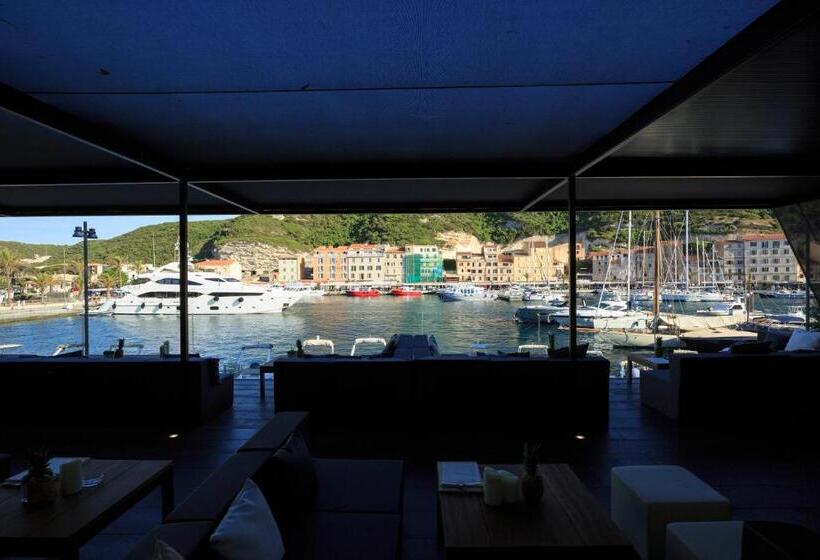 酒店 Du Centre Nautique